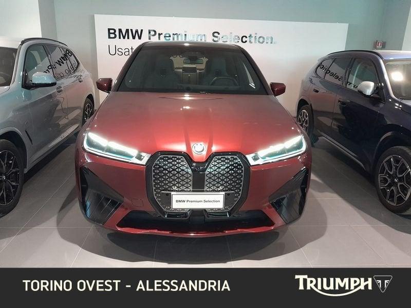 BMW iX xdrive50 pacchetto sportivo