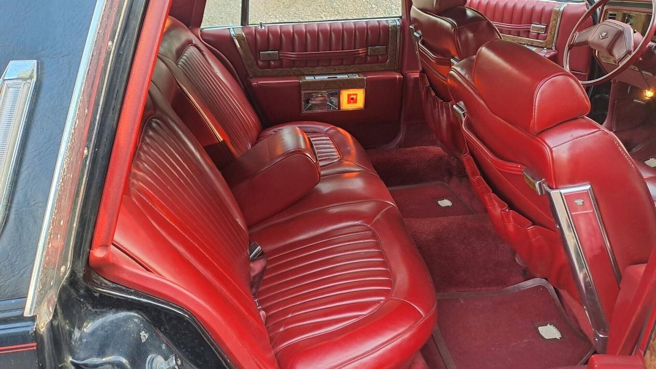 Cadillac Deville de ville PREZZO OFF-E-R-TA
