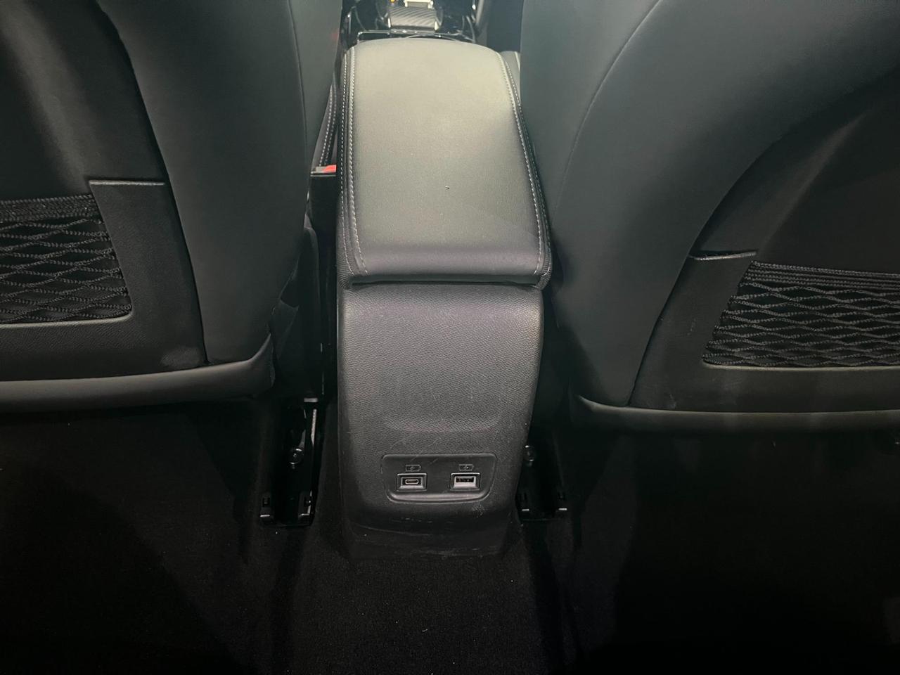 Peugeot 208 208 1.2 hybrid GT 136cv e-dcs 6