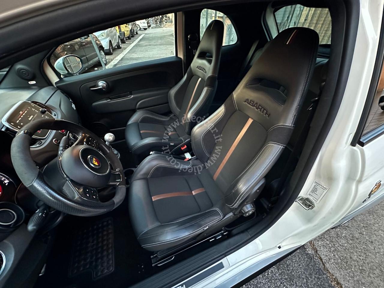 Abarth 695 1.4 Turbo T-Jet 180 CV 70° XENO NAVI SABELT UNIPRO