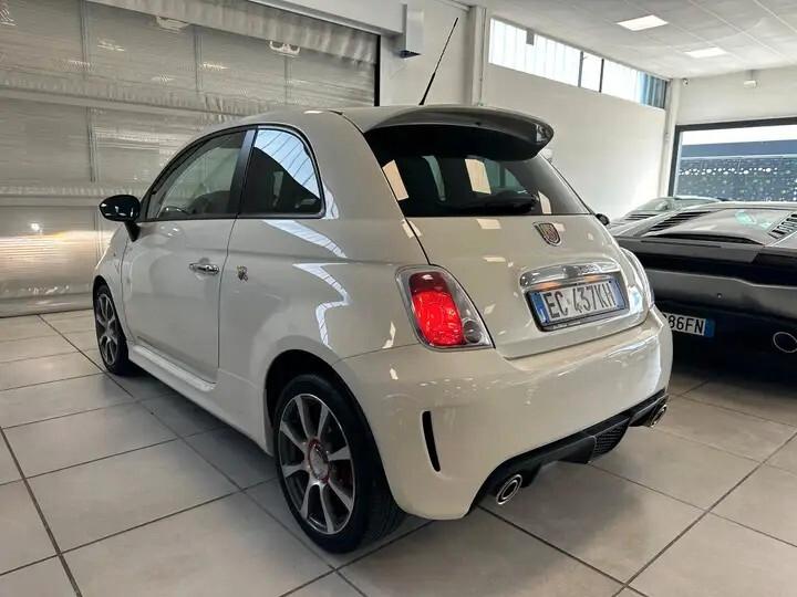 Abarth 500 1.4 Turbo 135CV • Cerchi 17’’ • Bi-Xeno • Navi