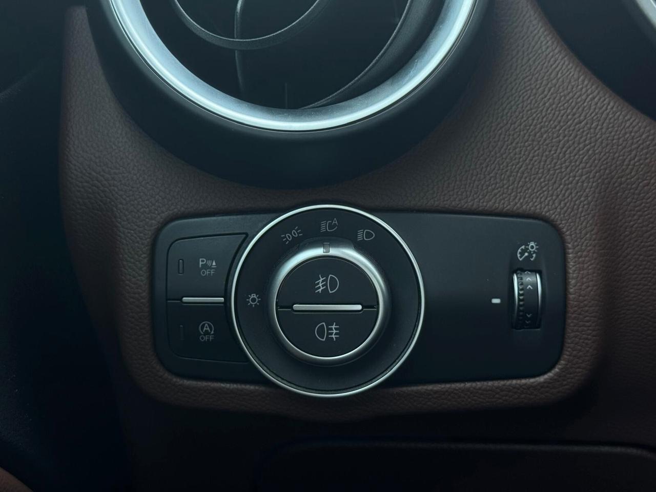 Alfa Romeo Stelvio 2.2 Turbodiesel 210 CV AT8 Q4 Business