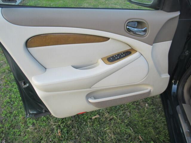 Jaguar S-Type 3.0 V6 Executive (ASI Bollo 156 euro)