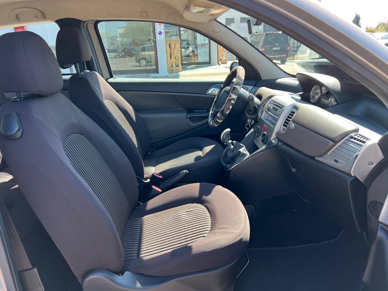 Lancia Ypsilon 1.4 Argento Ecochic GPL