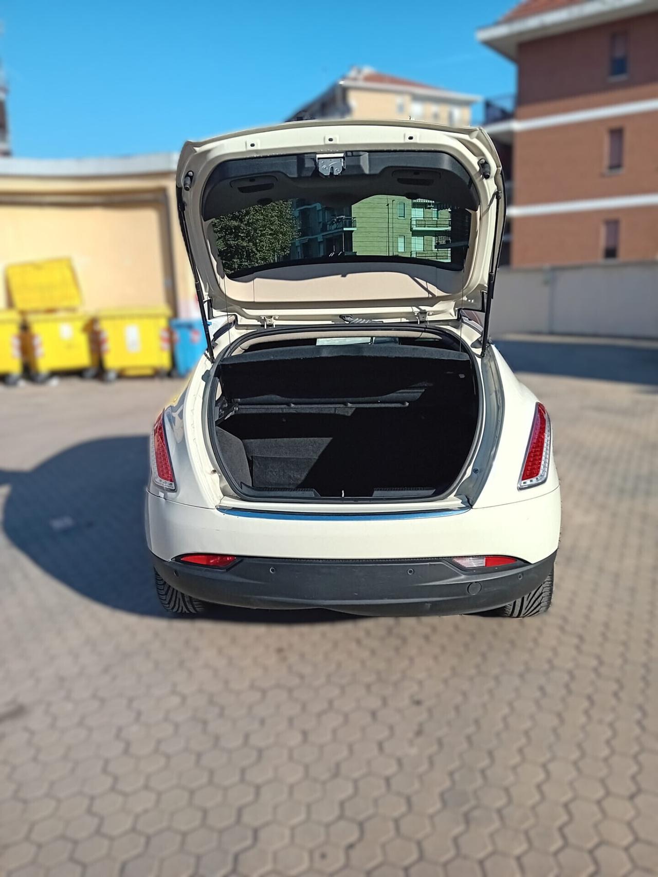 Lancia Delta 1.4 T-Jet 120 CV