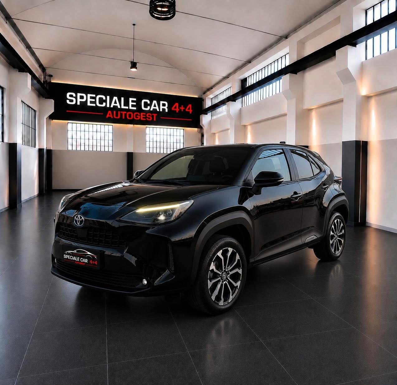 Toyota Yaris Cross 1.5 Hybrid 5p. E-CVT AWD-i Adventure