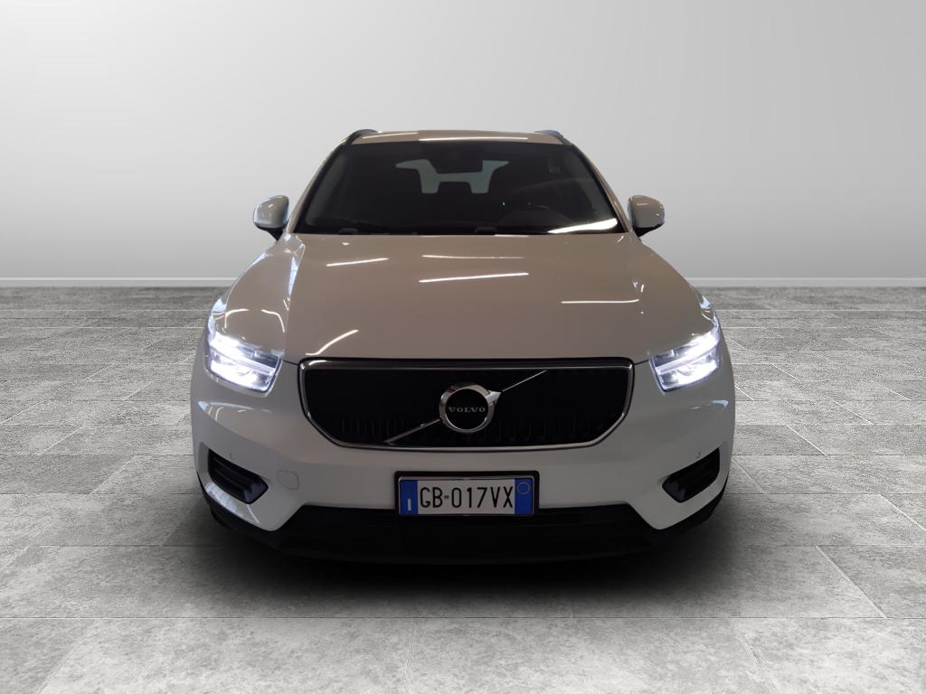 VOLVO XC40 (2017--->) XC40 D3 Momentum