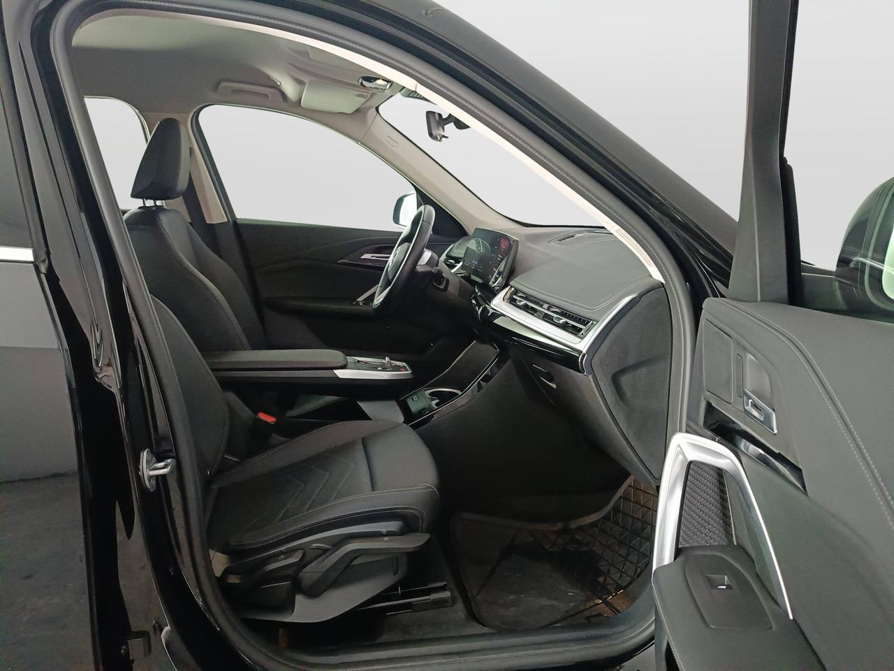 BMW X1 U11 - X1 sdrive18i X-Line auto