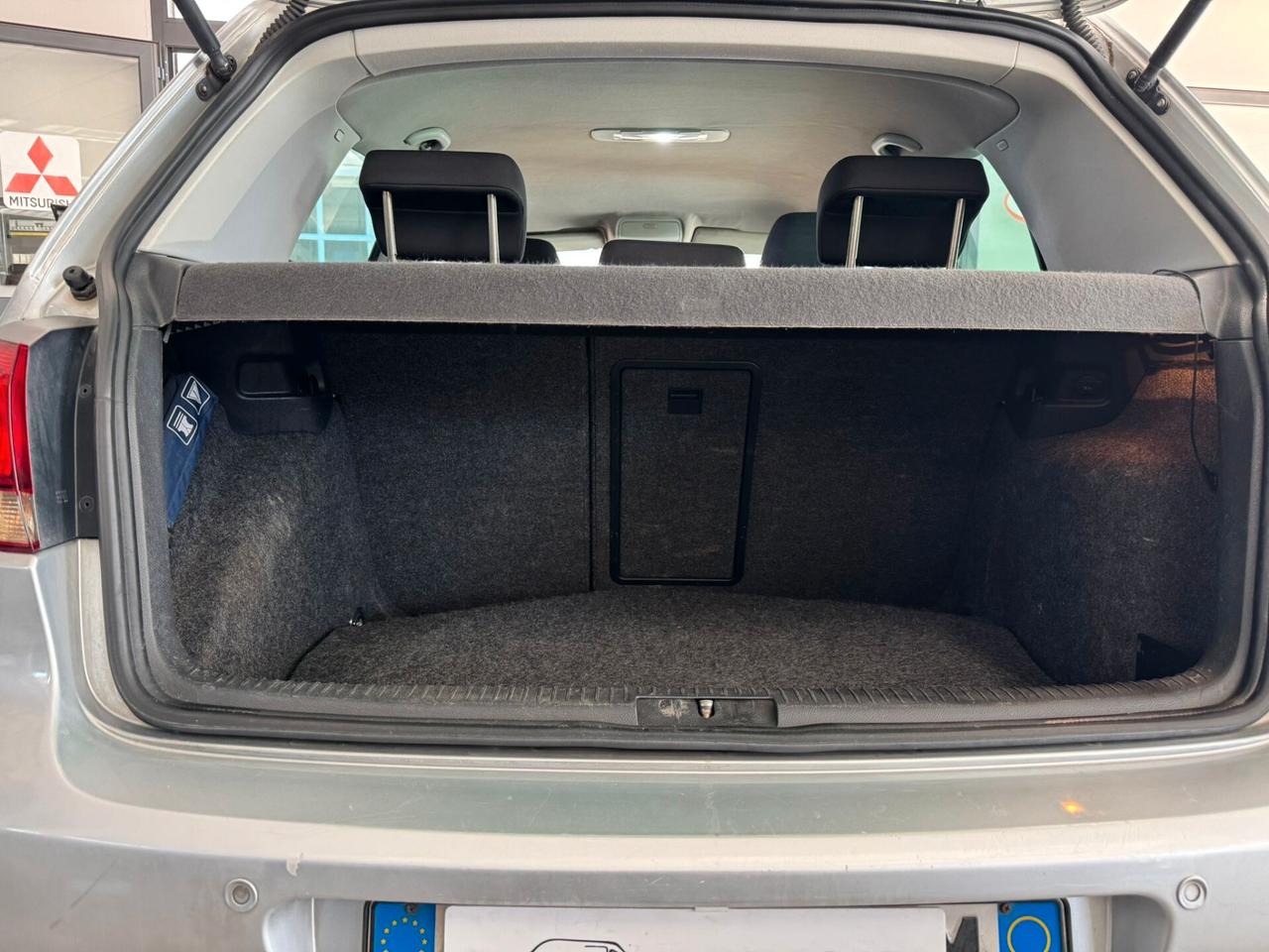 Volkswagen Golf 2.0 TDI 5p. Highline BlueMotion Technology