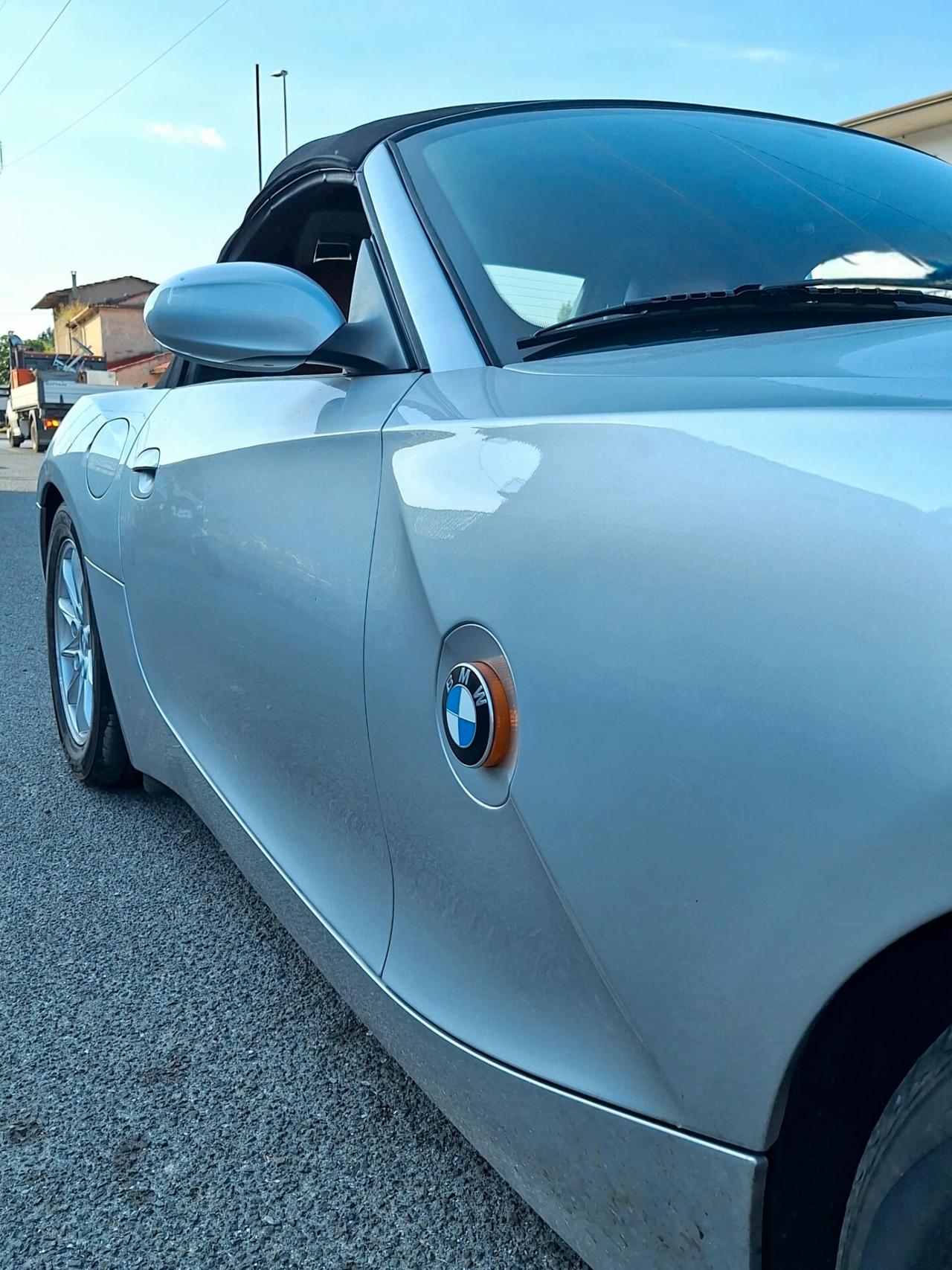 Bmw Z4 2.5i Roadster - PARI AL NUOVO