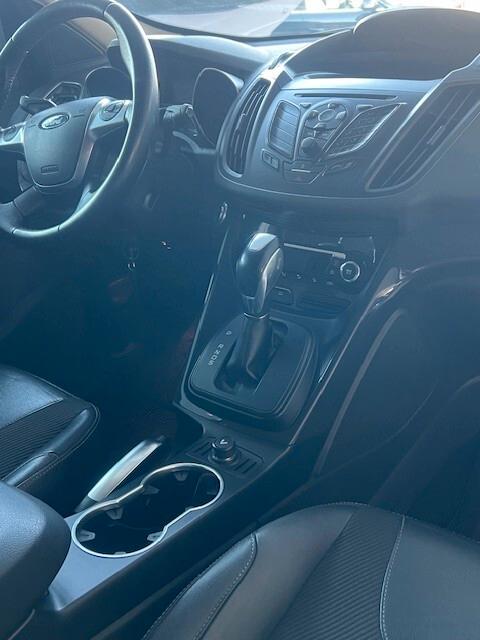 Ford Kuga 2.0 TDCI 163 CV 4WD Powershift Titanium