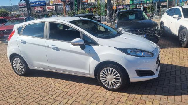 FORD Fiesta 1.5 TDCi 75CV 5 porte Titanium