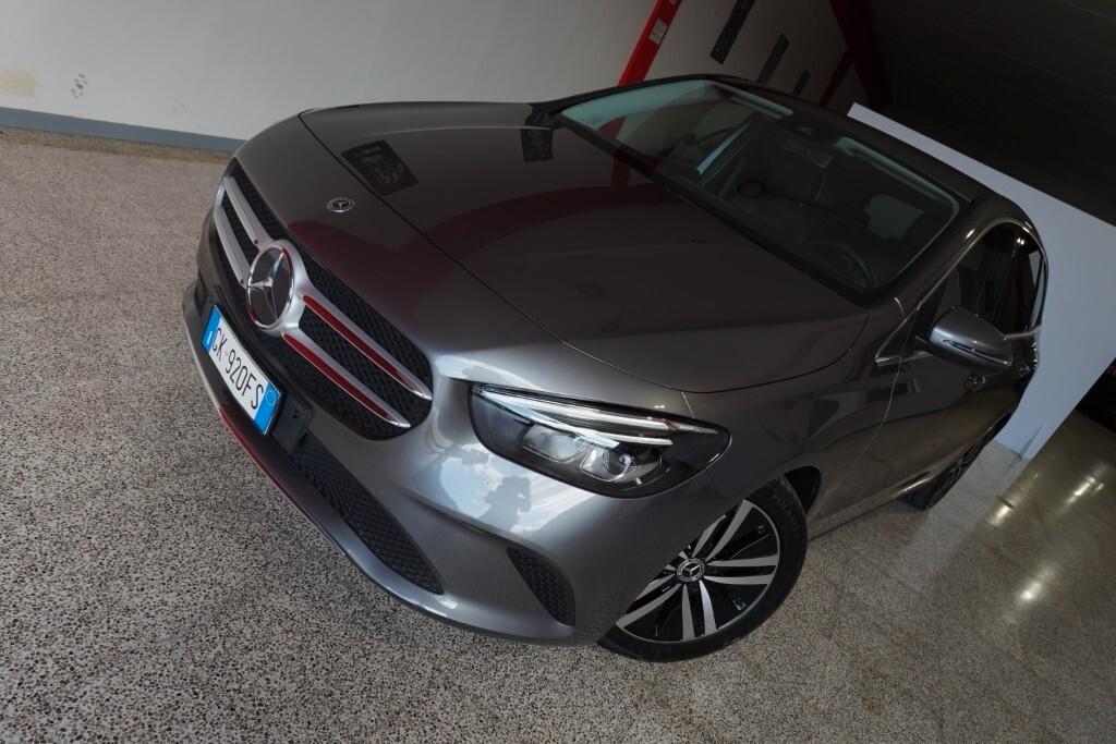 MERCEDES-BENZ B 180D 115CV AUTOMATIC SPORT PLUS ( FARI LED - PELLE - CRUISE - CLIMA BIZONA - MIRROR - TELECAMERA POST. - CERCHI 17 )