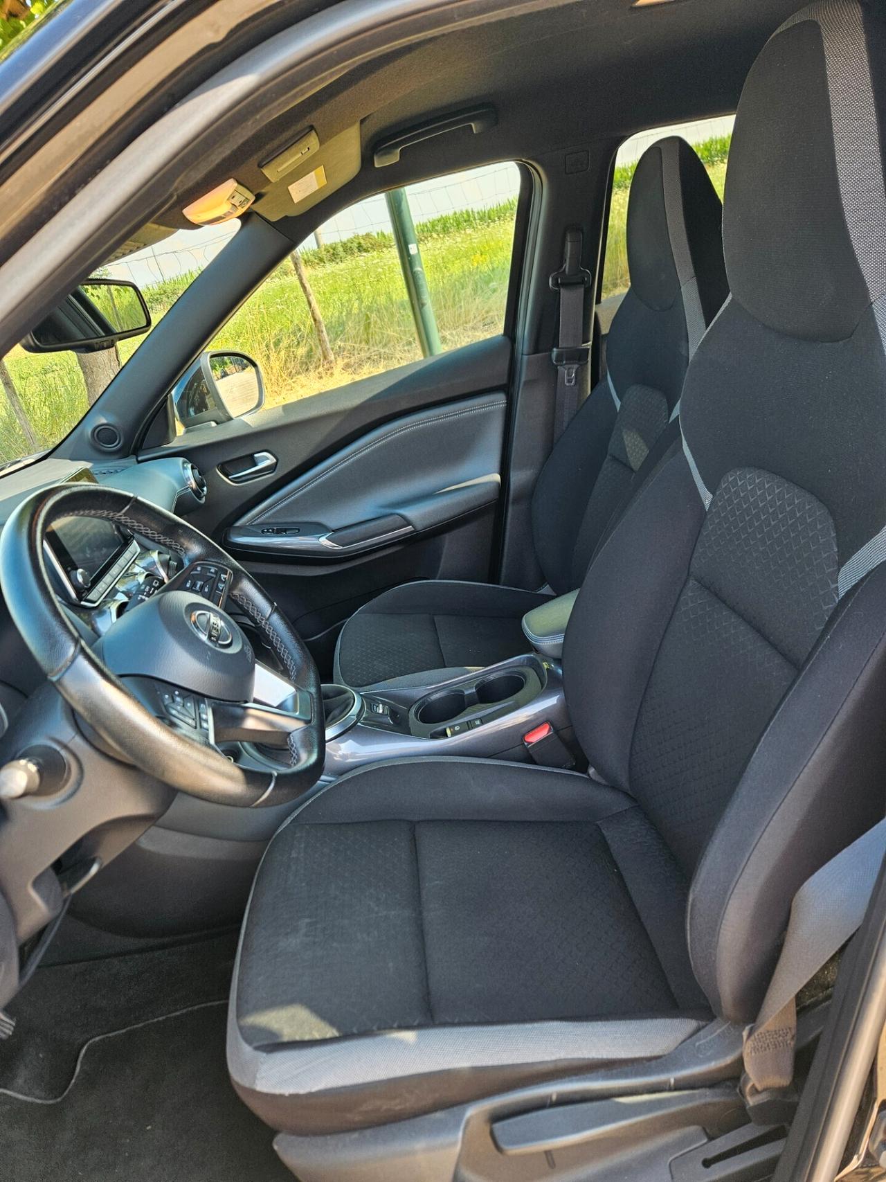 Nissan Juke 1.0 DIG-T 114 CV N-Connecta