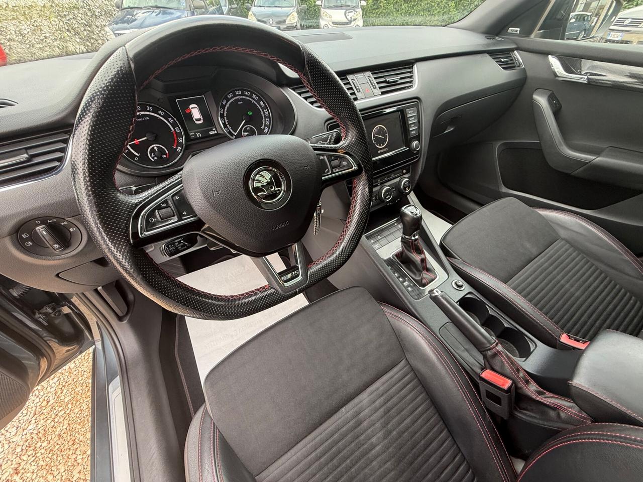 Skoda Octavia 2.0 TDI DSG Wagon VRS