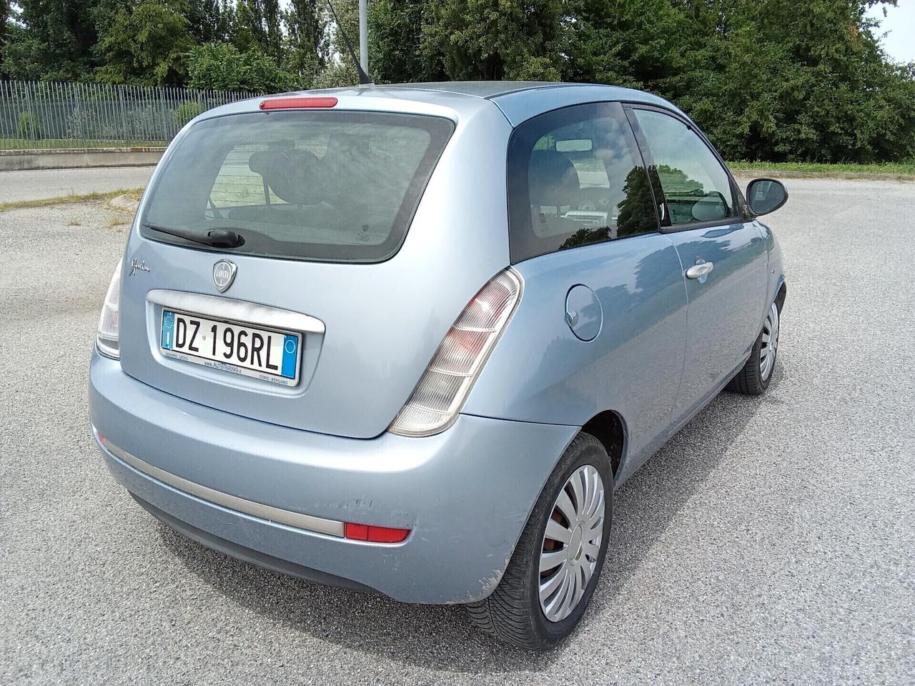 Lancia Ypsilon 1.2 benzina 2010