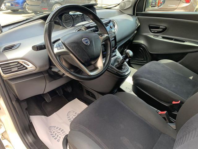 LANCIA Ypsilon 1.2 69 CV 5 porte Silver
