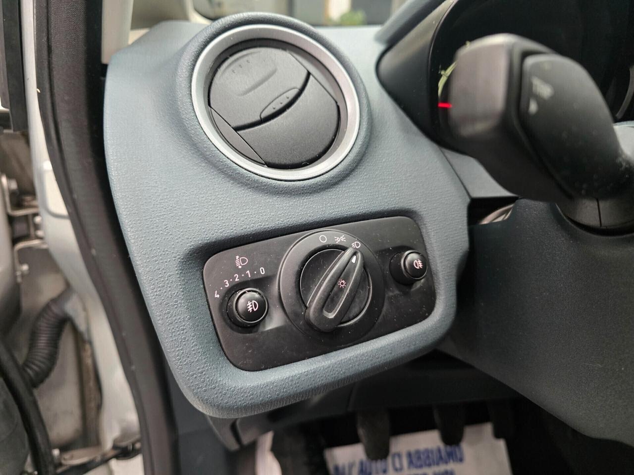 Ford Fiesta 1.2 82CV 5 porte OK NEOPATENTATI