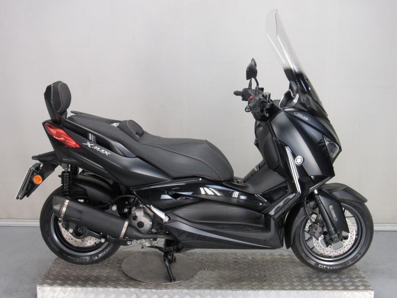 Yamaha X-Max 300 ABS IRONMAX