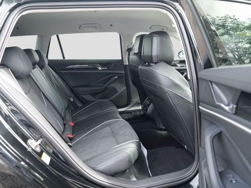 Volkswagen Passat Variant Passat Variant 1.5 eTSI DSG Business *IQ-Drive LED NAVI CAMERA GANCIO TRAINO