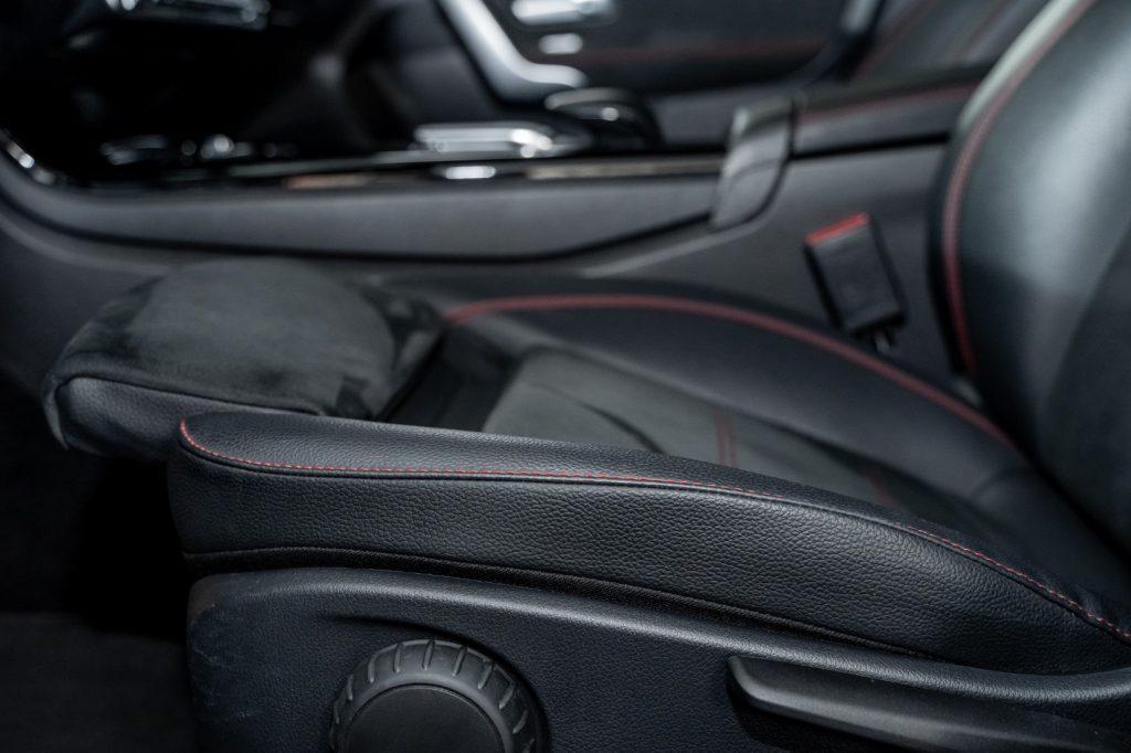 MERCEDES-BENZ CLA 200 d Automatic Premium