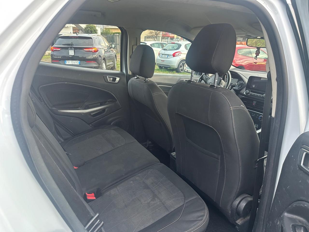 Ford EcoSport Black edition