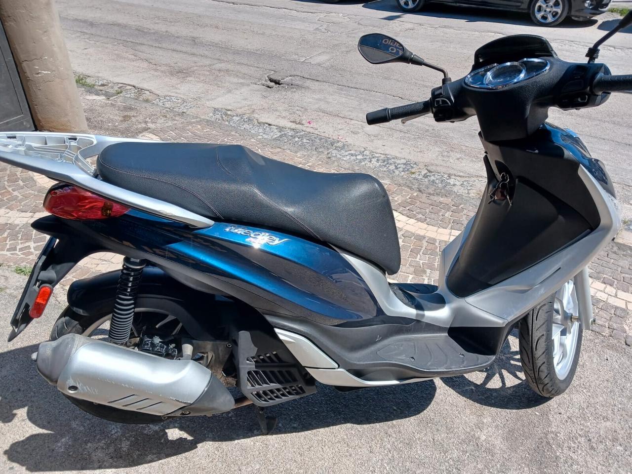 Piaggio Medley 125