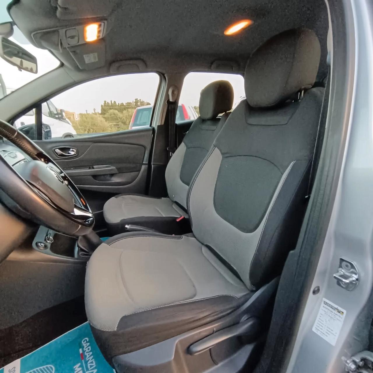 Renault Captur 1.5 dCi 90 CV TAGLIANDATA
