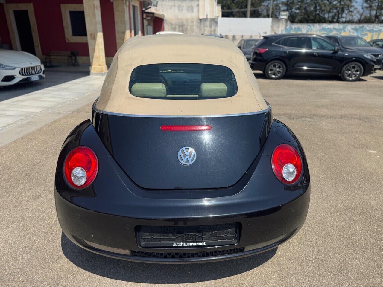 Volkswagen New Beetle 1.9 TDI 105CV Cabrio pelle b