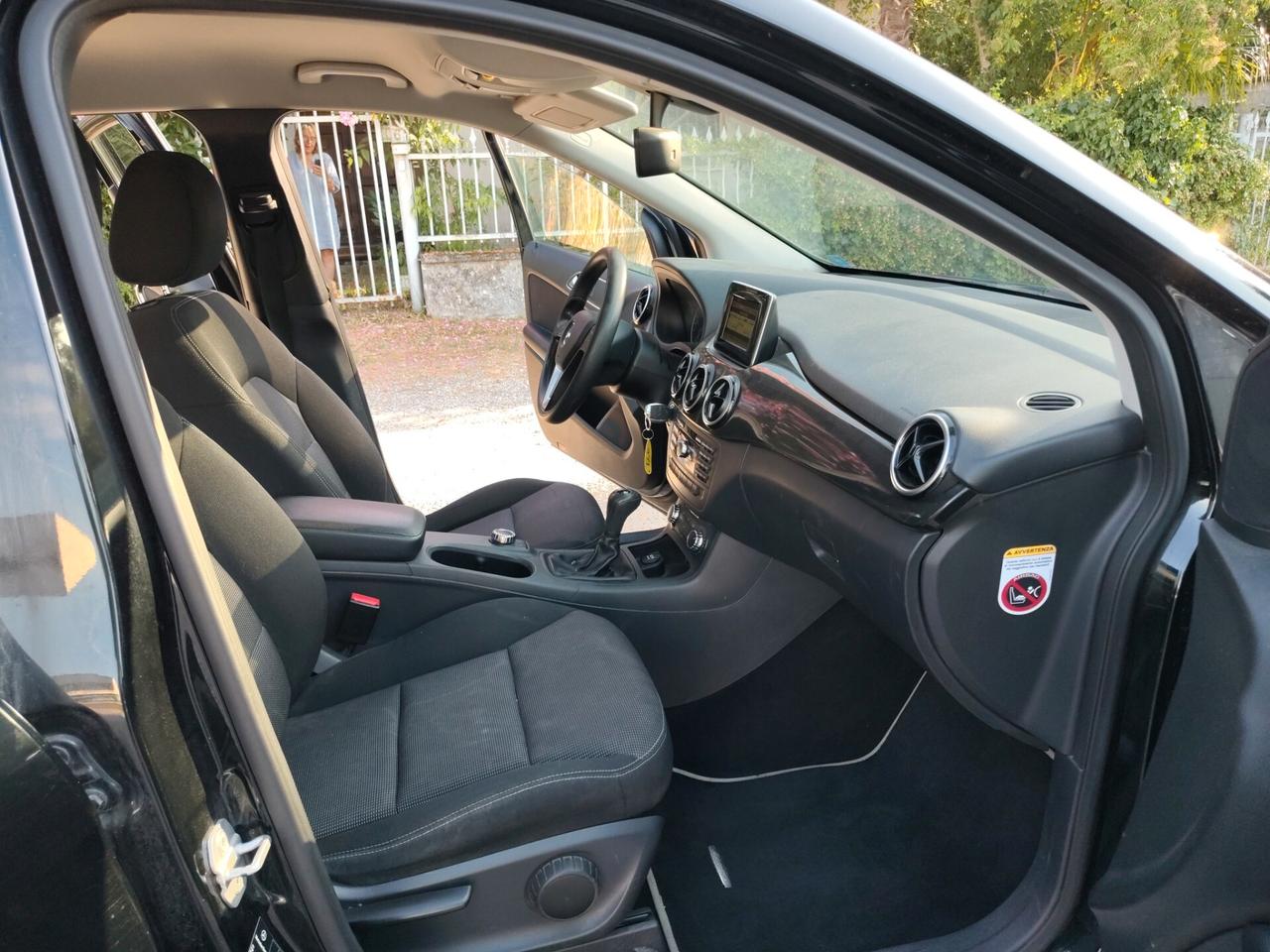 Mercedes-benz B 200 CDI BlueEFFICIENCY Executive