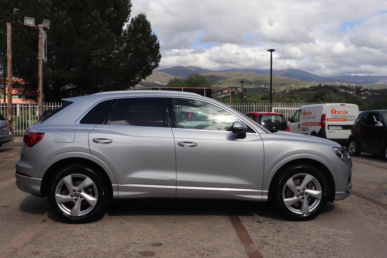 Audi Q3 40 TDI quattro S tronic Business Advanced
