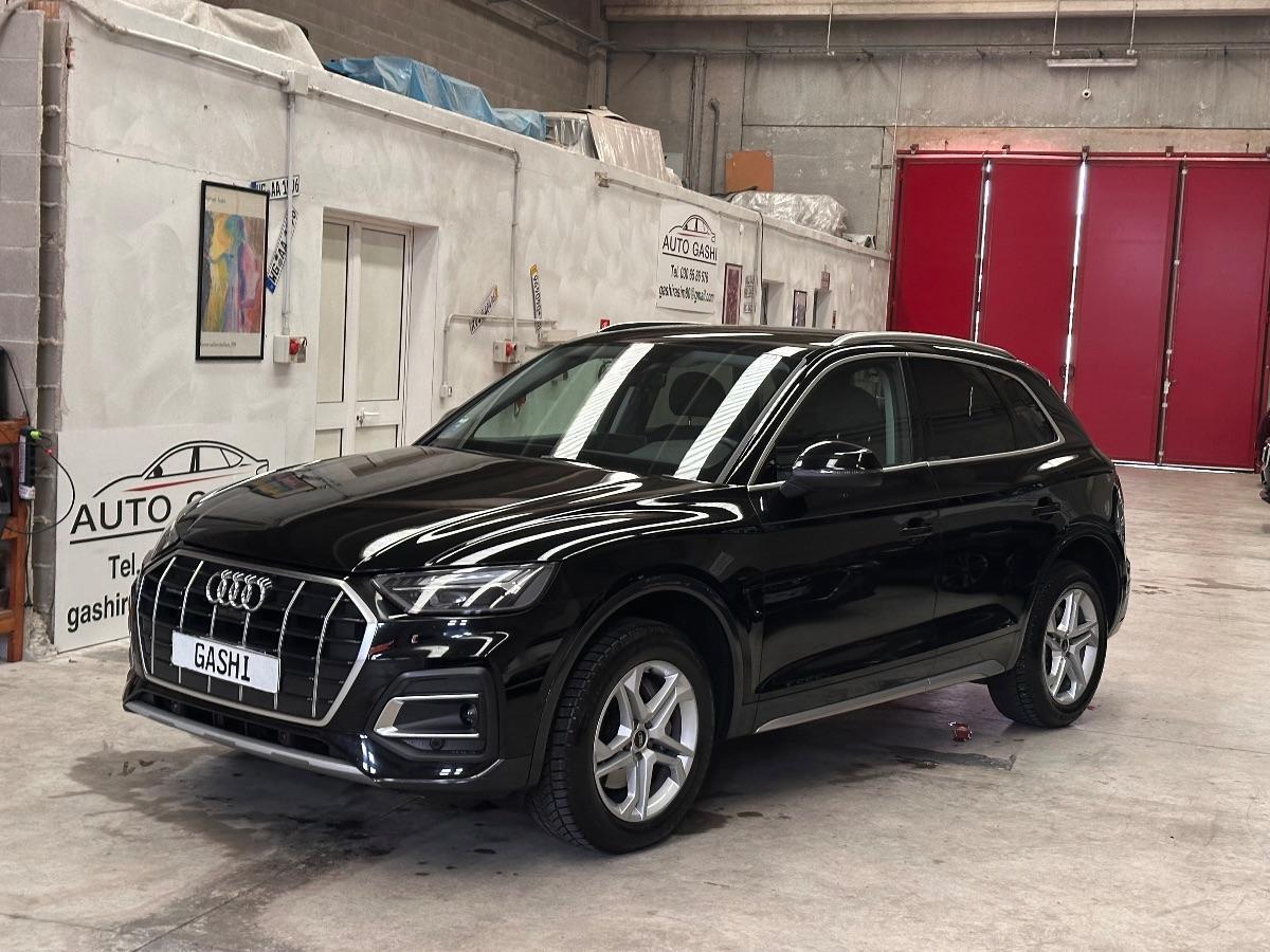 AUDI - Q5 - 40 TDI quattro S tronic Business
