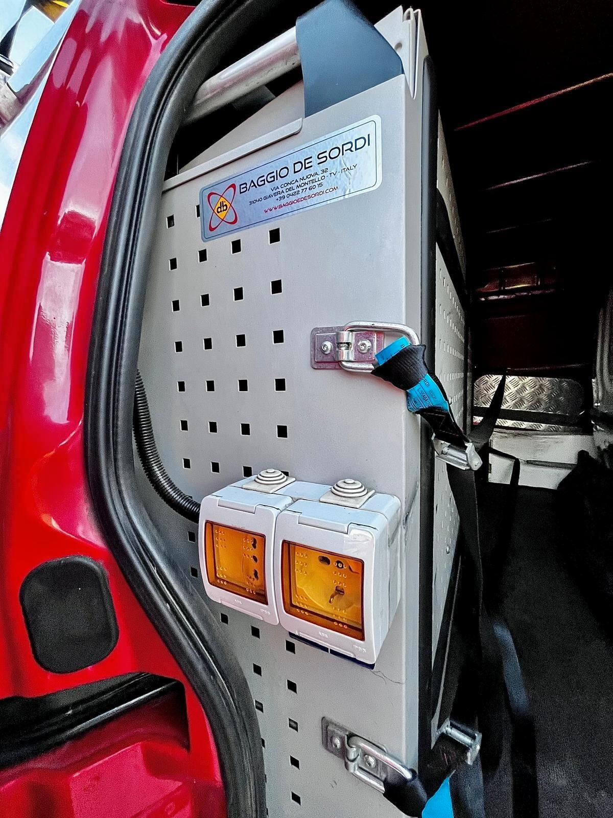 Fiat Fiorino 1.3 MJT 95CV Cargo Adventure