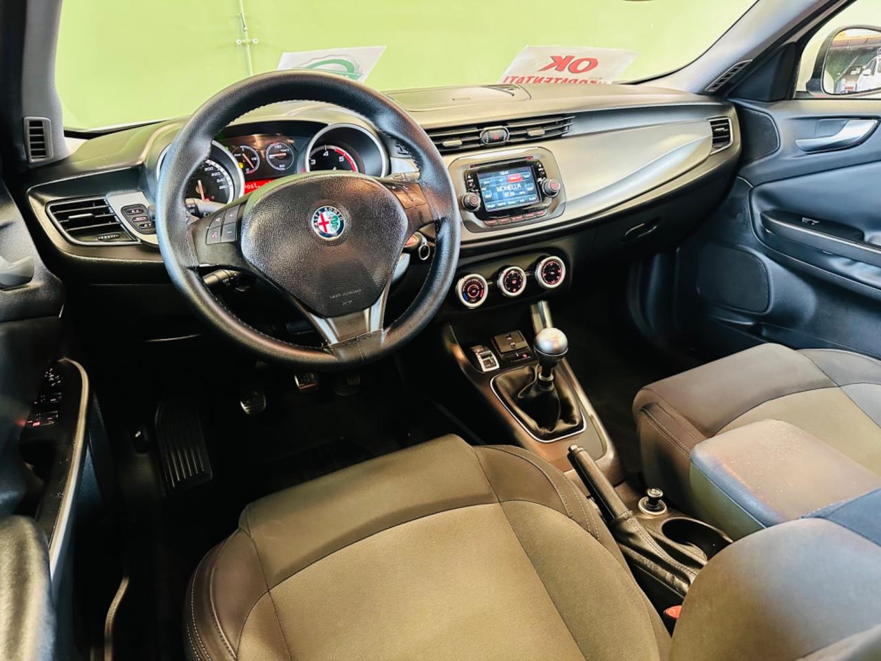 Alfa Romeo Giulietta 1.6 JTDm-2 105 CV Exclusive