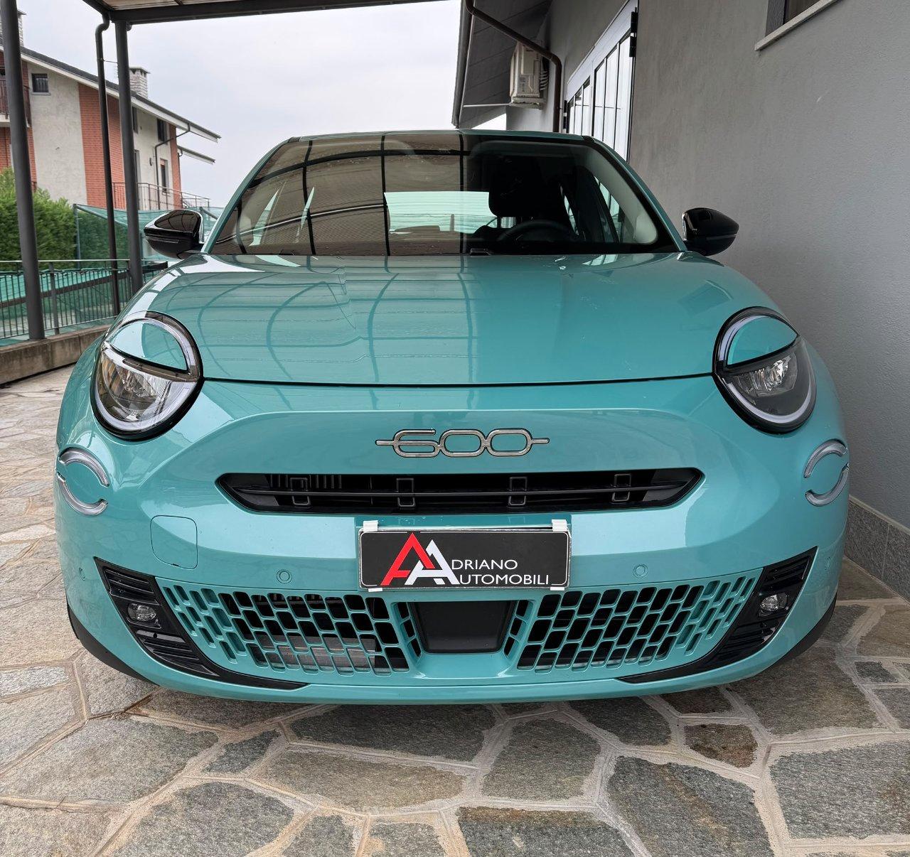 Fiat 600 1.2 hybrid 145cv auto