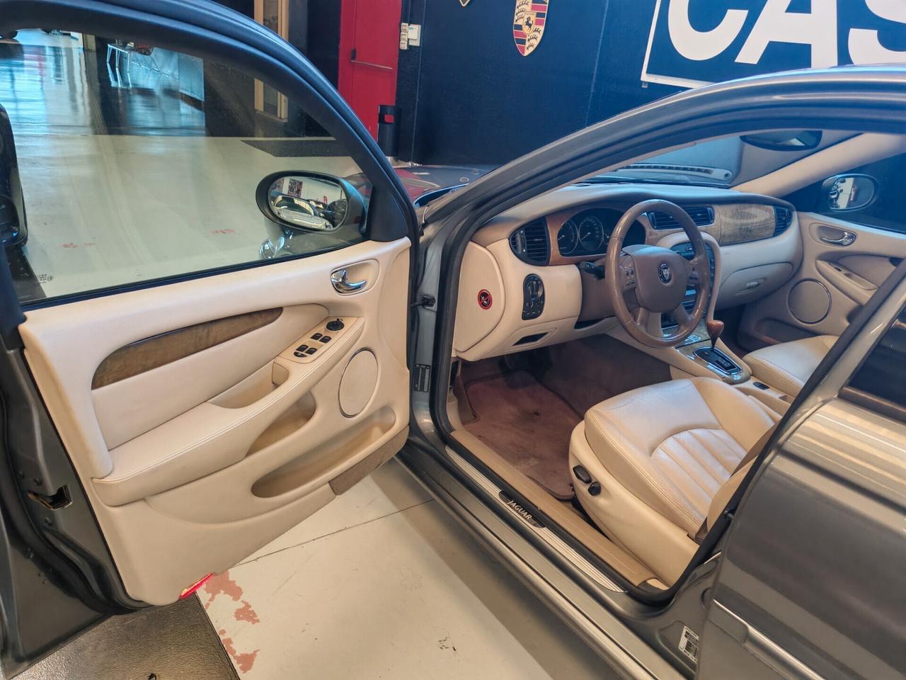 Jaguar X-Type 3.0 Executive Asi