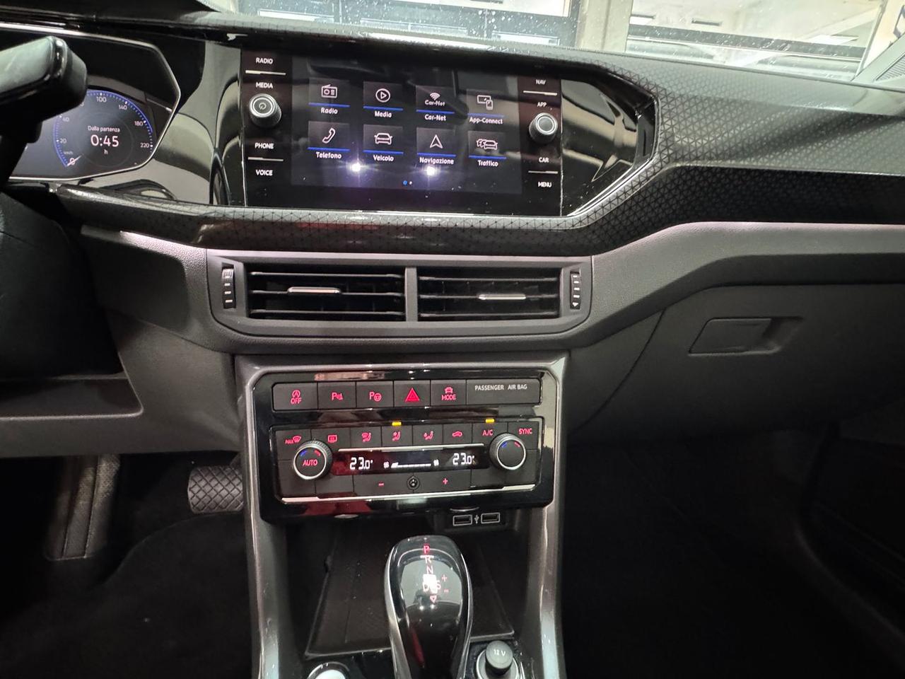 Volkswagen T-Cross Advanced 1.0 TSI DSG