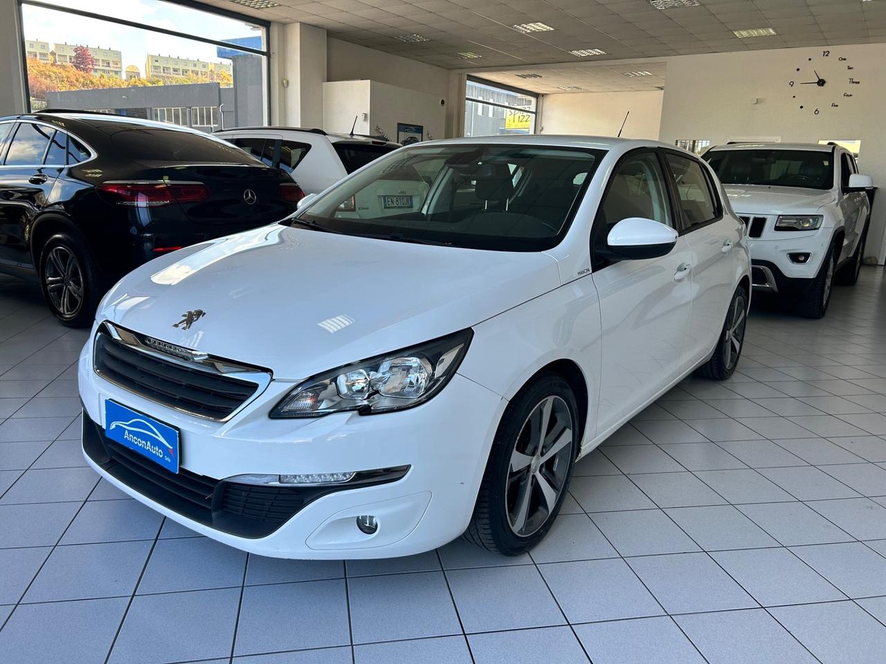 Peugeot 308 1.6 HDi 92 CV 2014