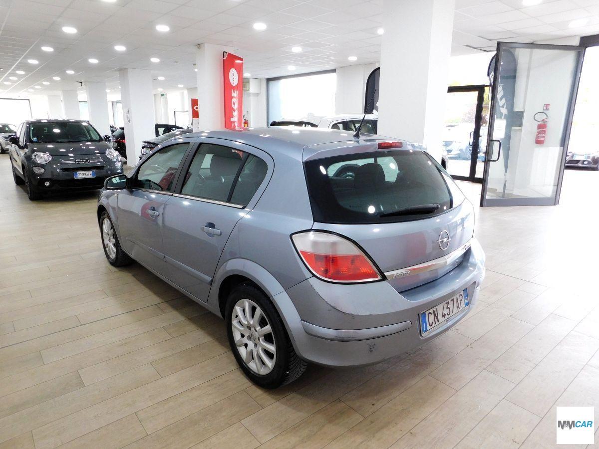 OPEL - Astra - 1.7 16V CDTI 5 porte Elegance