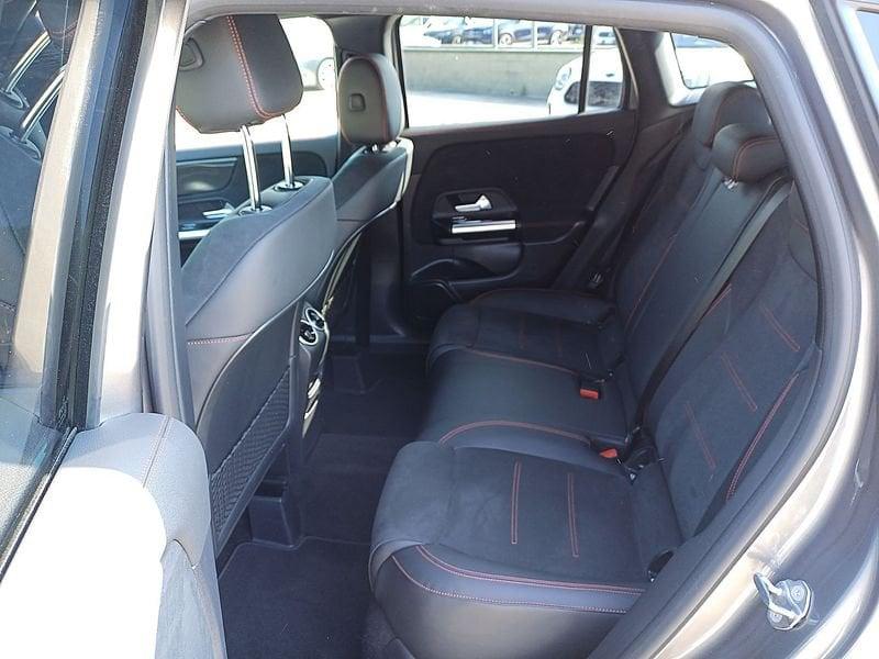 Mercedes-Benz GLA 180 d Premium auto