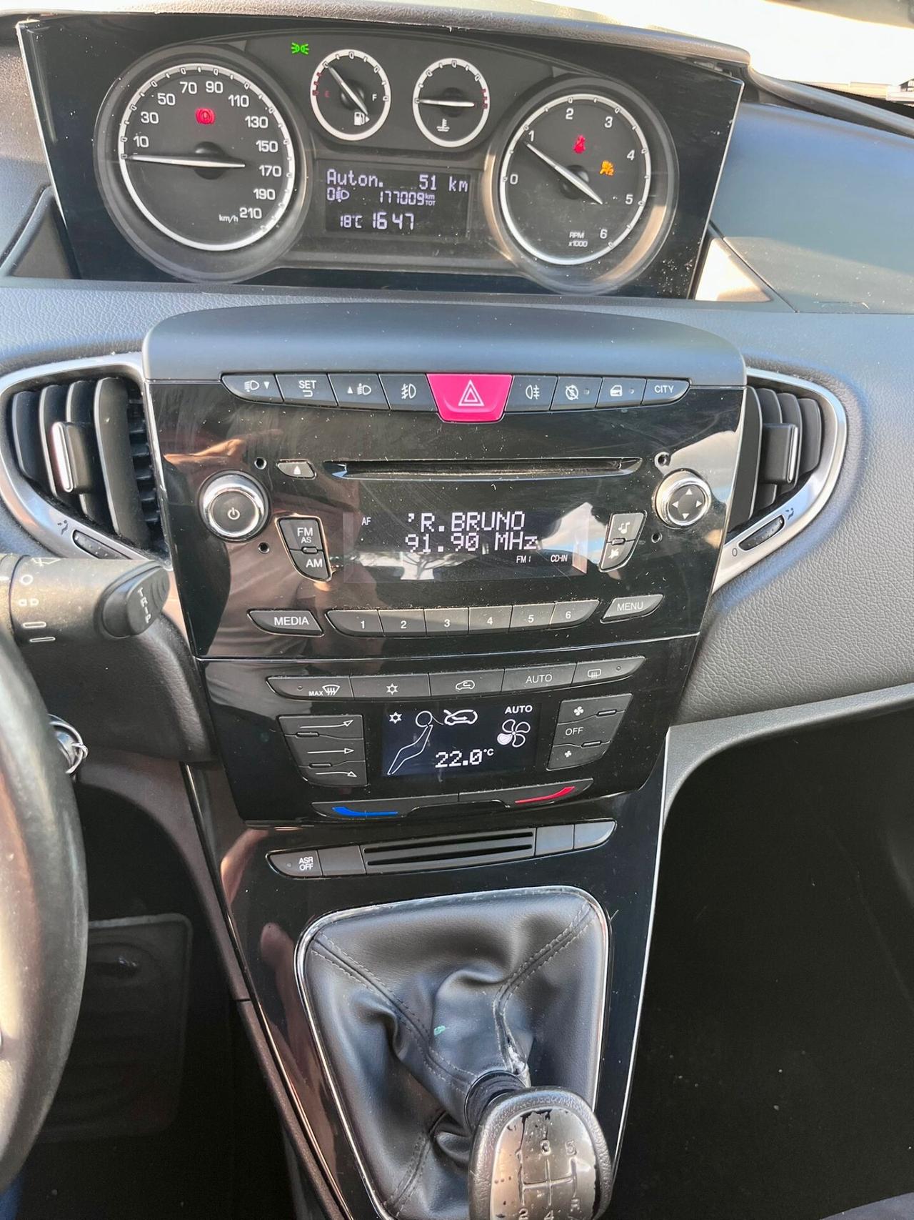 Lancia Ypsilon 1.3 MJT 16V 95 CV 5 porte S&S Platinum