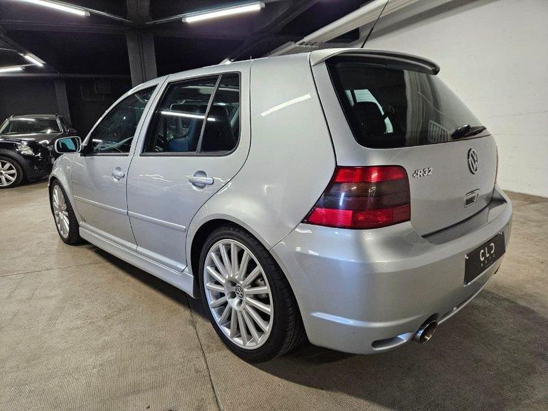 Volkswagen Golf R IV 3.2 V6 cat 5 porte R32