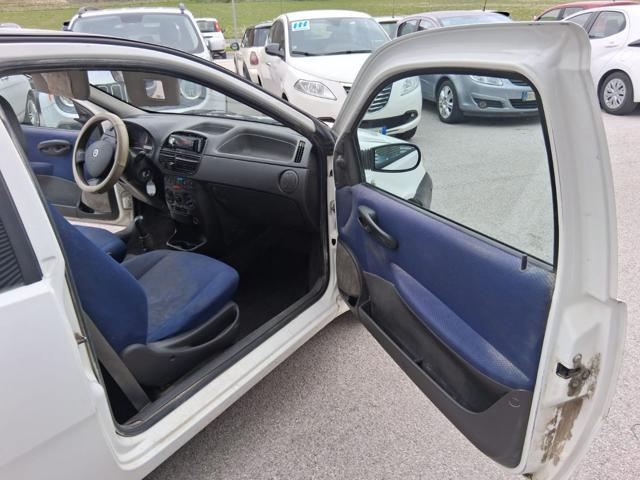 FIAT Punto 1.3 JTD 3p. 2 p.ti Van N1 AUTOCARRO