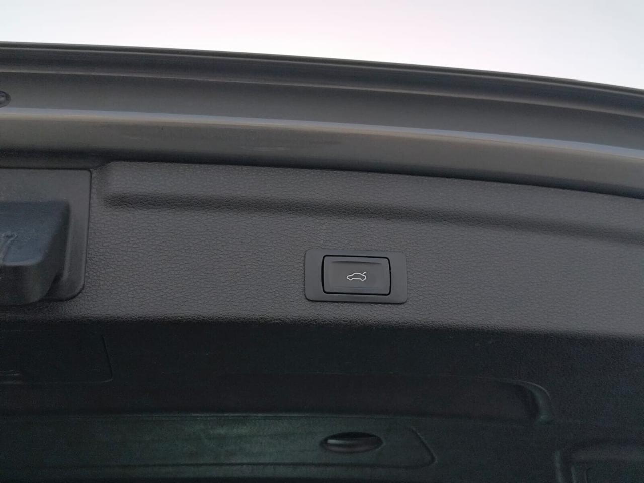 AUDI Q3 SPB 35 S tronic S line 2.0 TDI 150 CV 2020