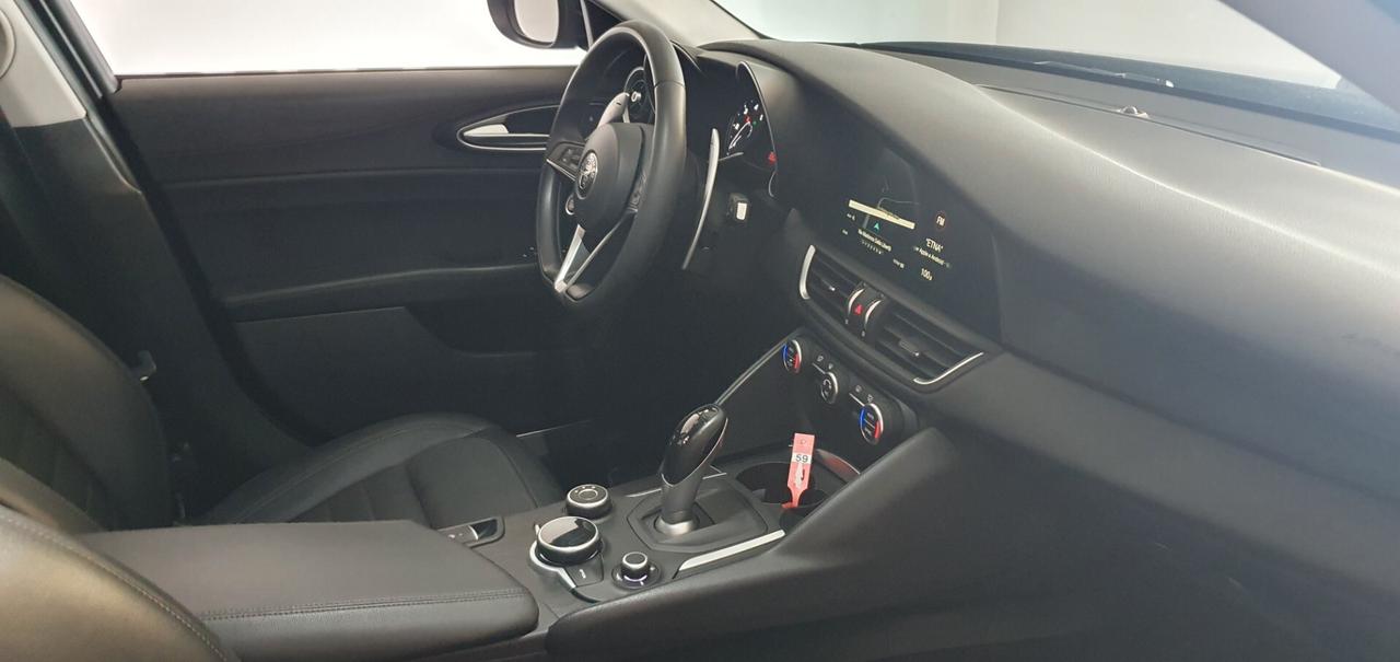 Alfa Romeo Giulia 2.2 Turbodiesel 180 CV AT8 Super