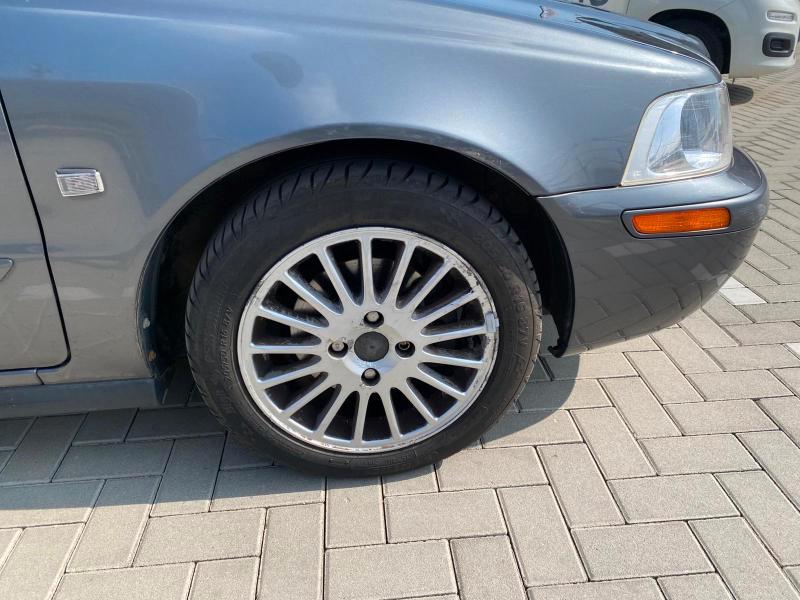 Volvo V40 1.9d 115cv