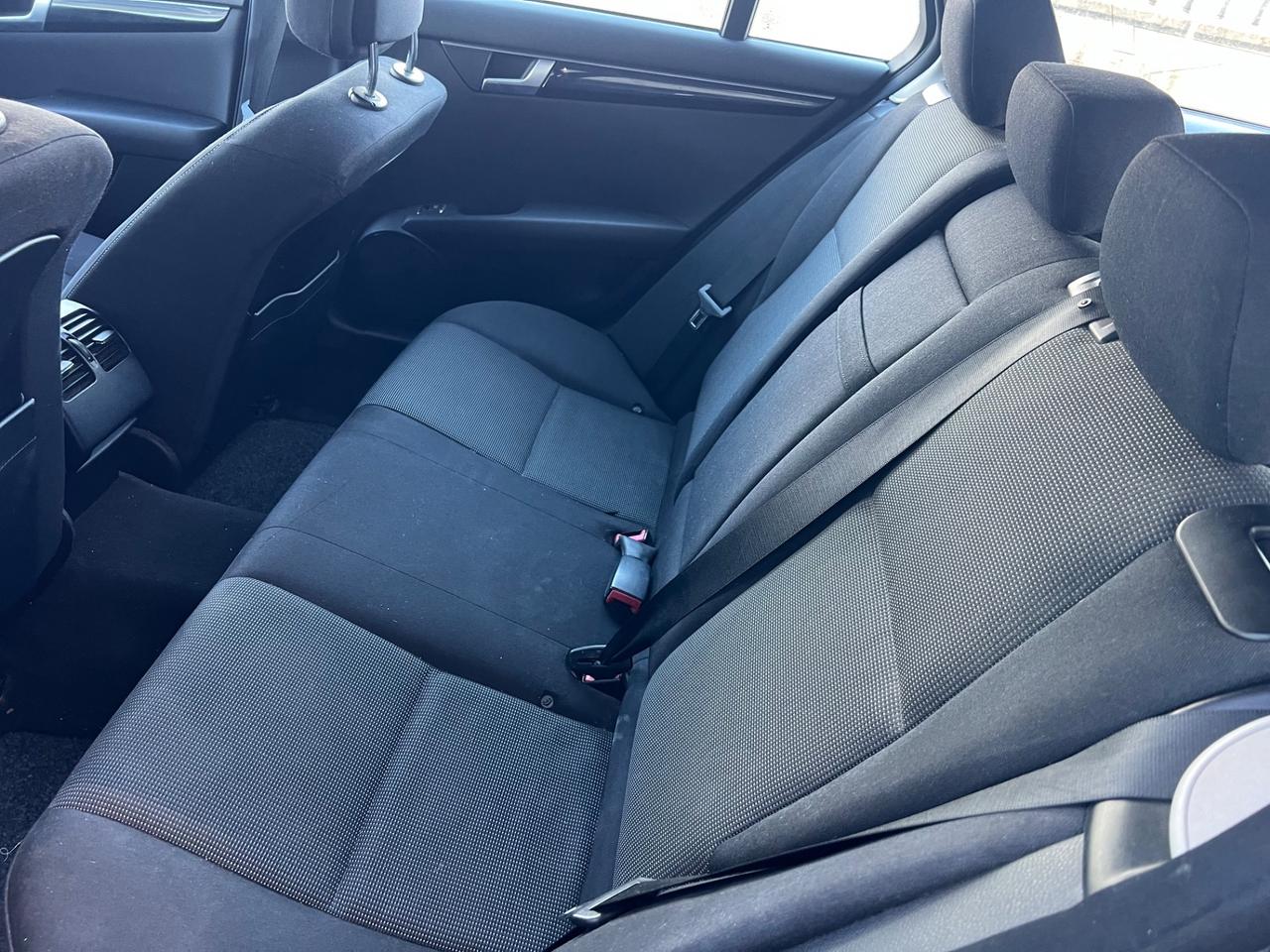 Mercedes-benz C 200 CDI BlueEFFICIENCY Elegance
