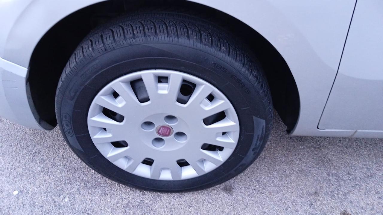 Fiat Qubo 1.4 8V 77 CV Active Natural Power