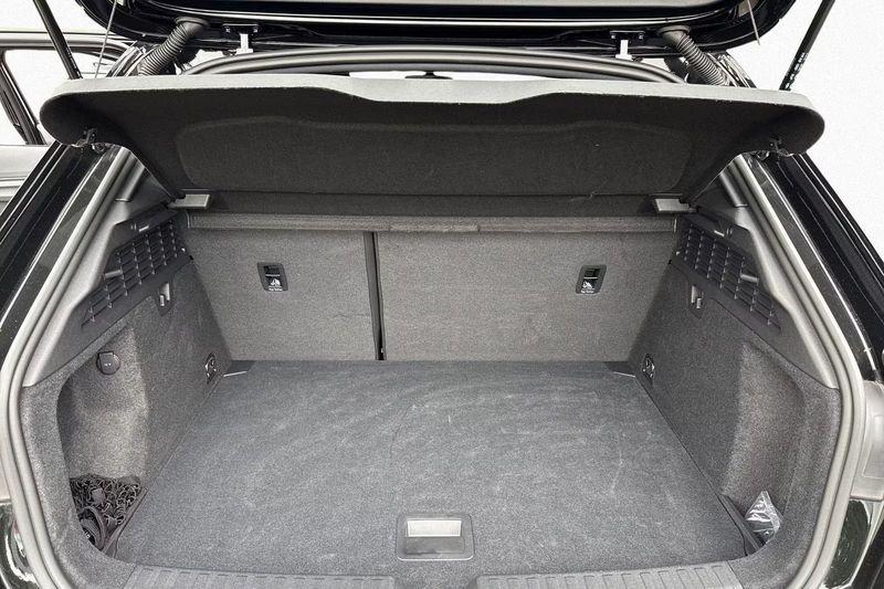 Audi A3 S3 SPB TFSI quattro S tronic Akrapovic Sonos 19"