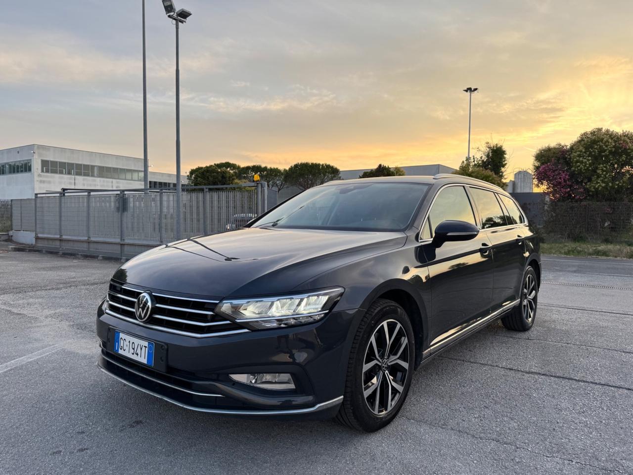 VOLKSWAGEN PASSAT 2.0 Tdi Evo EXECUTIVE - Led 17